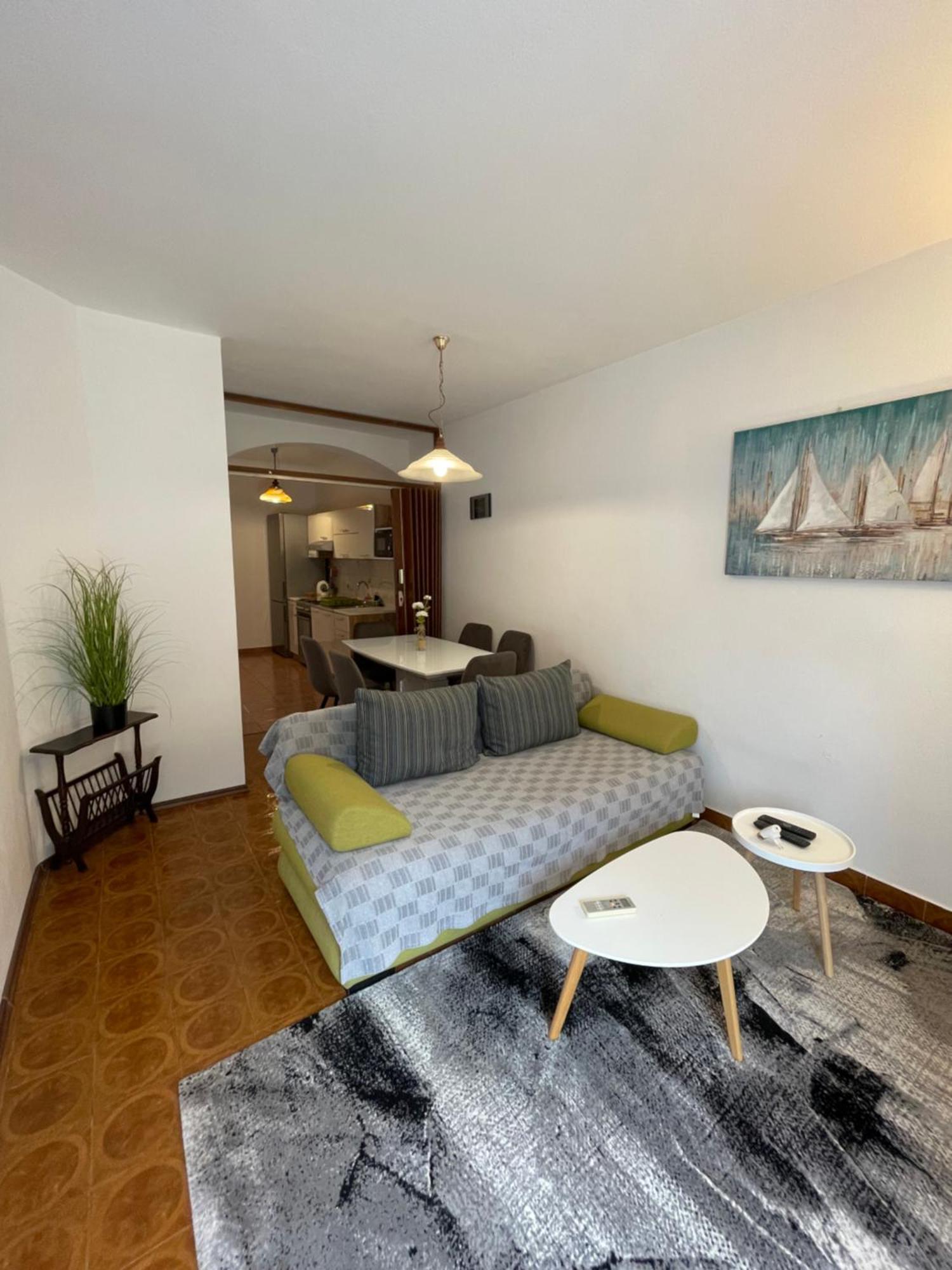 Apartments Sestan Novalja Exterior photo
